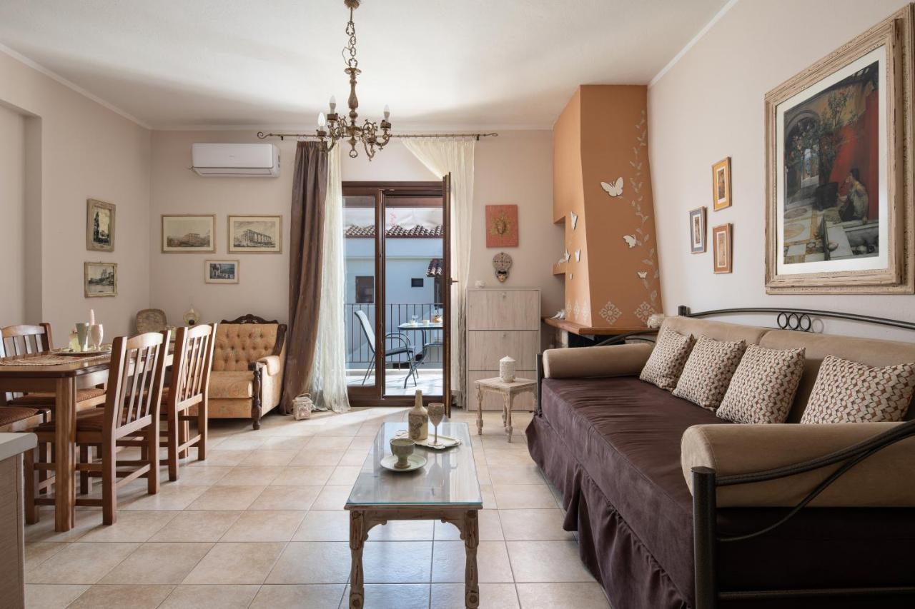 Antique Apartment Афитос Екстериор снимка