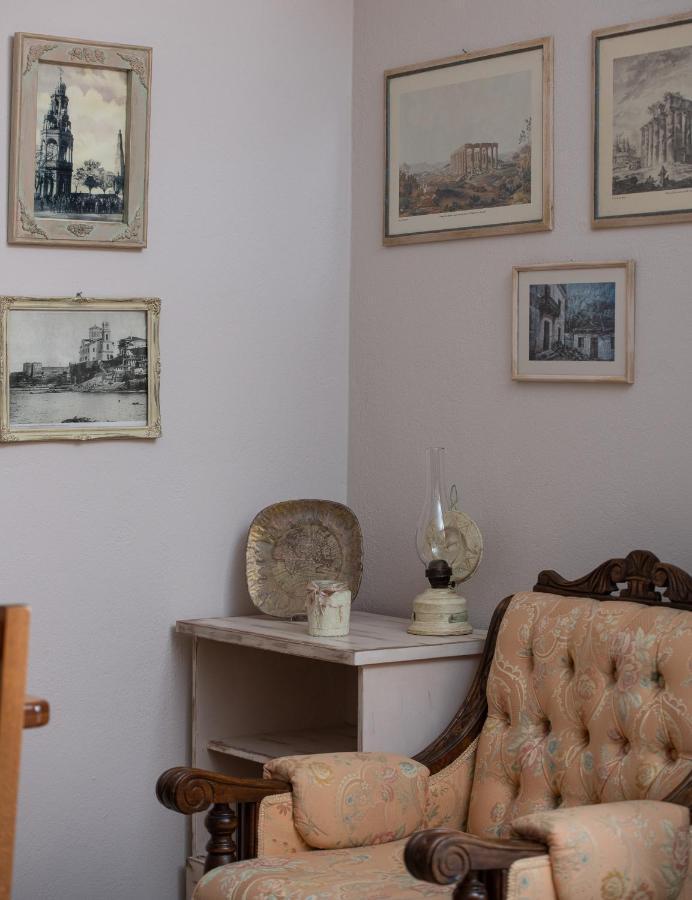 Antique Apartment Афитос Екстериор снимка